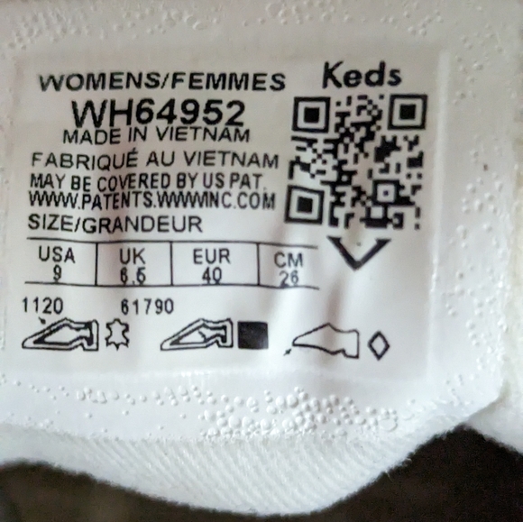 Size 9 women's Kickstart white  perforated leather Keds. Very good condition. - Picture 7 of 7